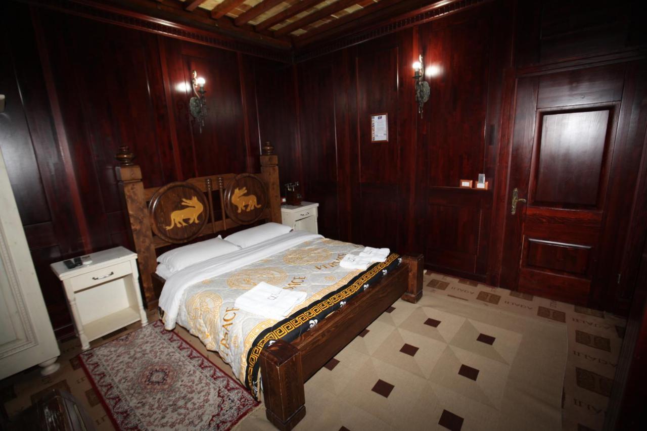 Großes Doppelzimmer